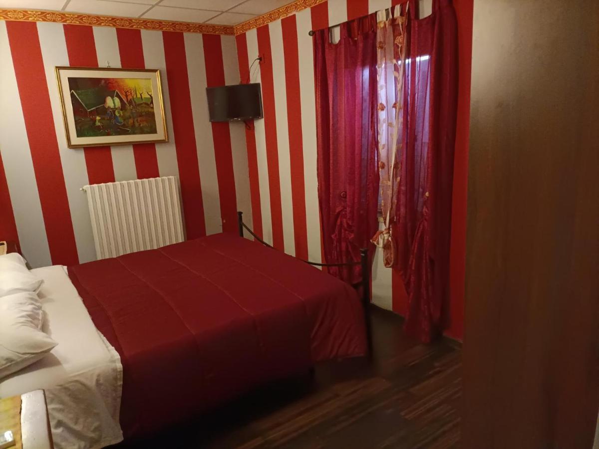 Locanda Del Principe Soriano nel Cimino Buitenkant foto